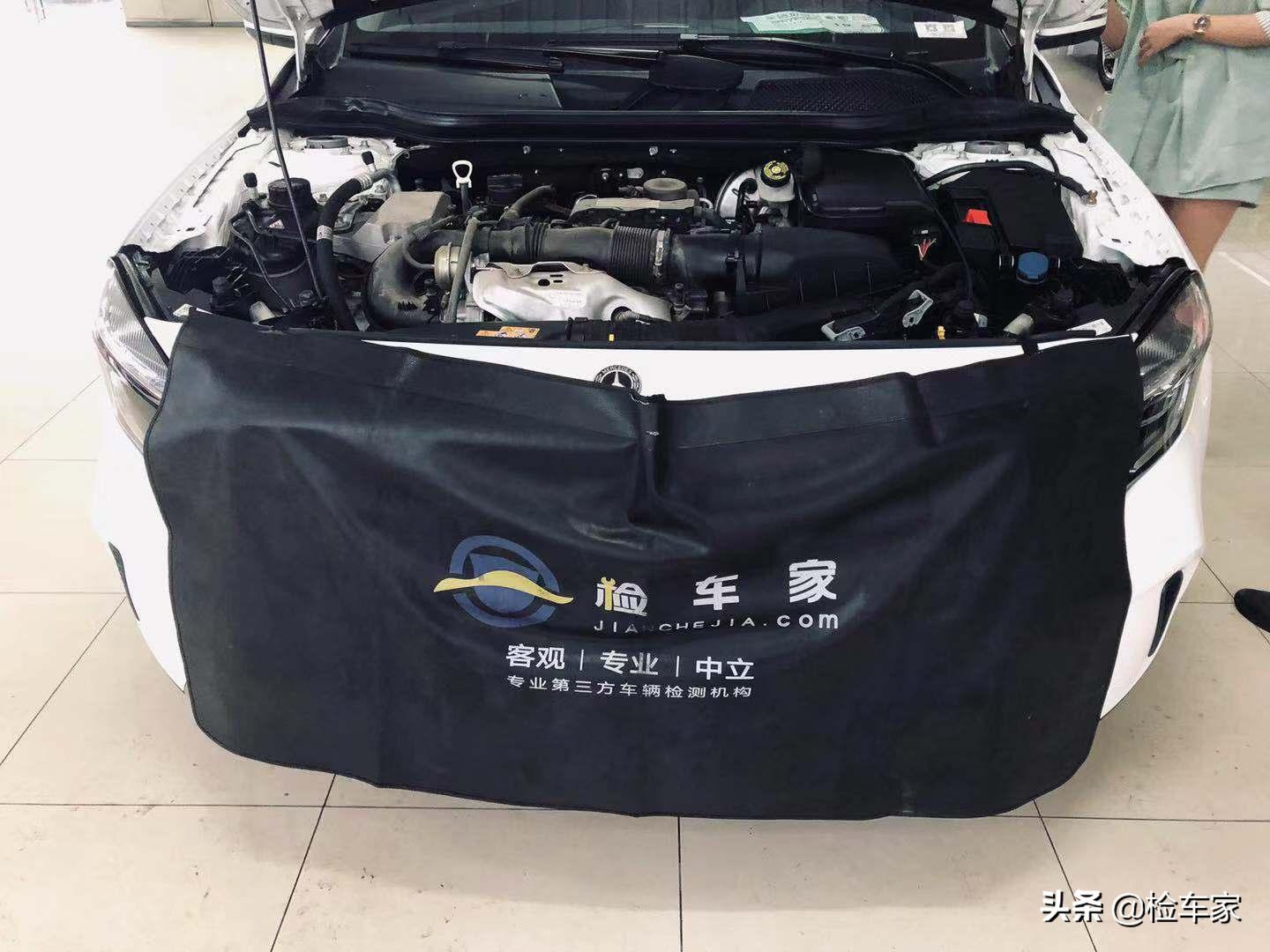 汽车发动机舱结构图解，揭秘引擎心脏的奥秘